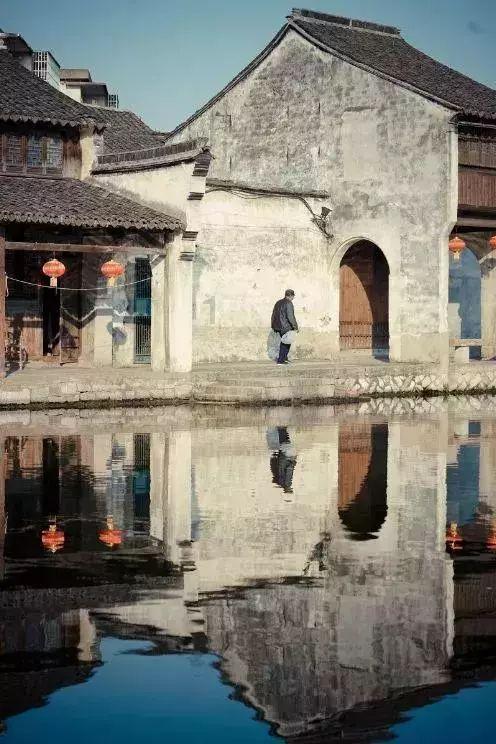逃离倒影森林